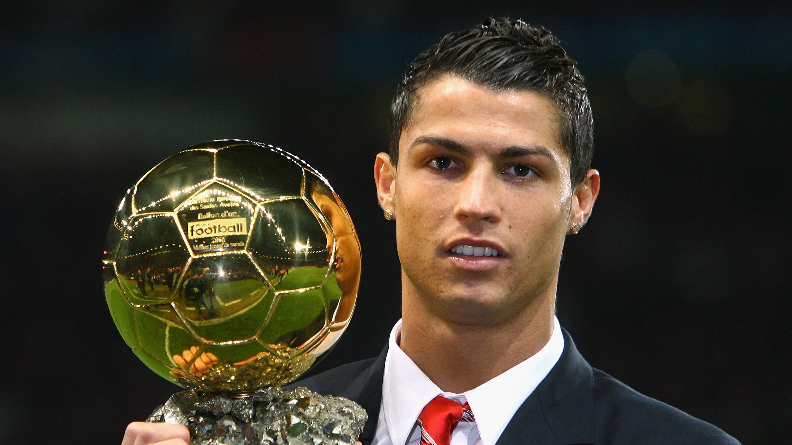 世界杯“童年偶像VS少年偶像”同场竞技跨时代对决